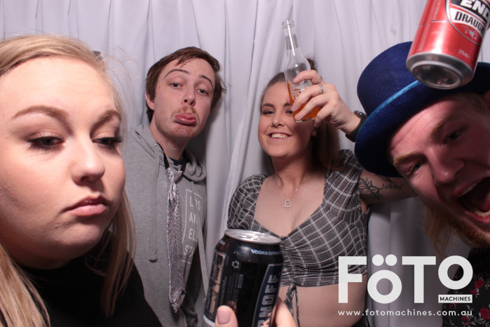 Billy's 21st | View more photos from the event at gallery.fotomachines.com.au/u/FOTOMachines/Billys-21st